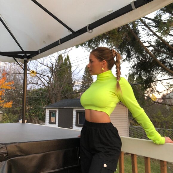 Meet your Posher, Lindsay - Picture 4 of 16